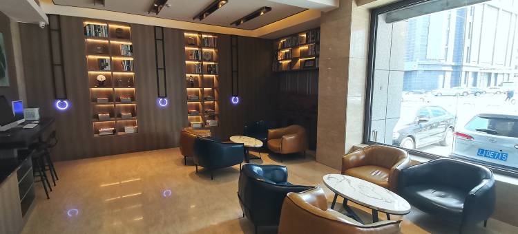 星程酒店(阜新解放广场店)图片