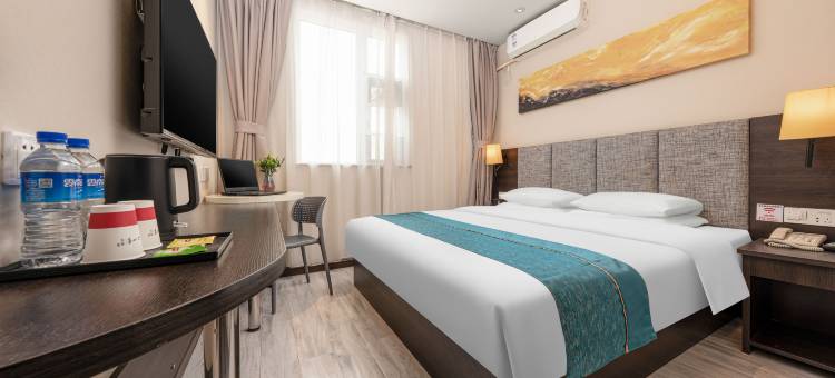 云上四季尚品酒店(玉溪淘宝街万达广场店)图片