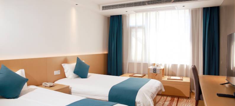 南京百草园宾馆(草场门南艺二师地铁站店)图片