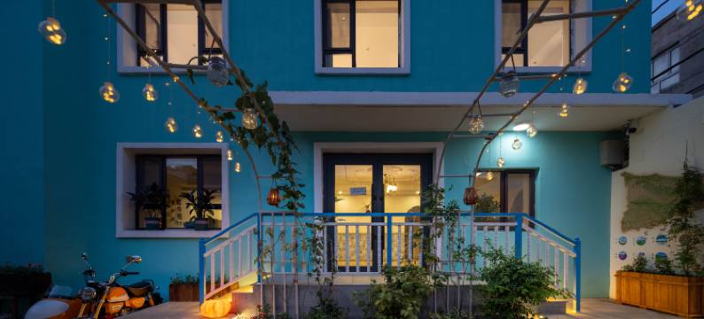 伊宁市乐哉十方民宿(新茂业购物中心店)图片