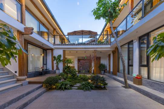 栖兰 · Habitat | Naxi慢时光轻奢庭院(丽江五一街店)