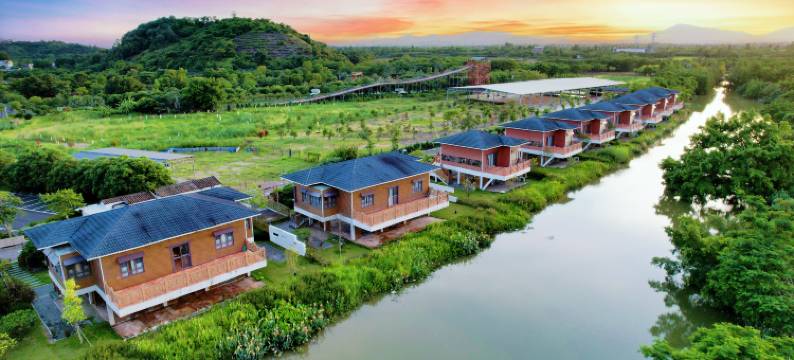 珠海岭南大地百草园顺水居酒店图片