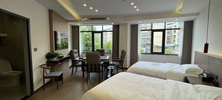 邻水润八方酒店图片