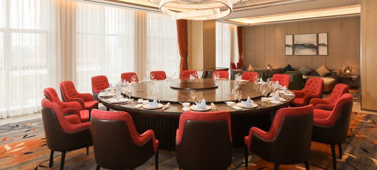 龙南兴飞格兰云天大酒店图片