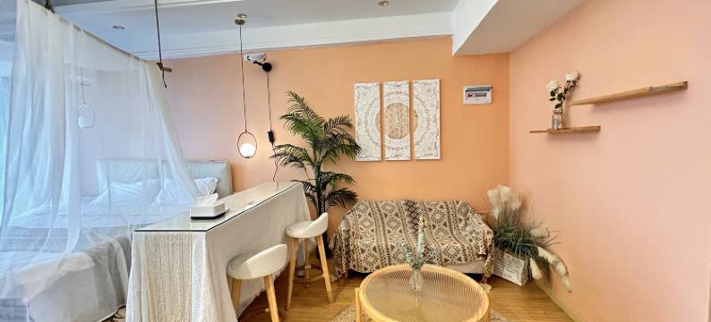 初夏民宿(人民广场店)图片