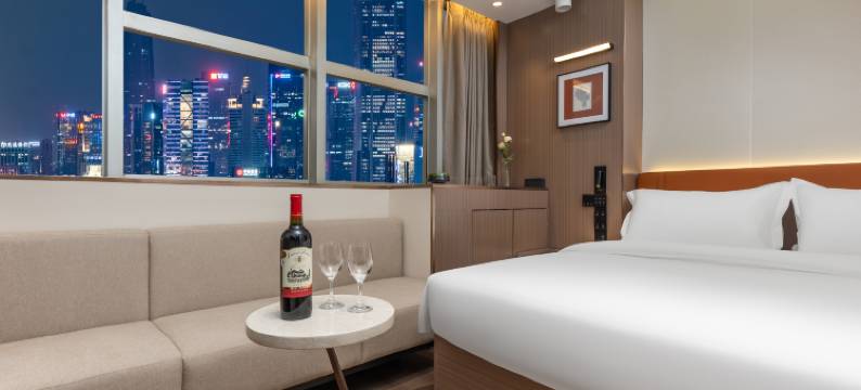 Avenue瑞曼酒店公寓(深圳车公庙地铁站店)图片