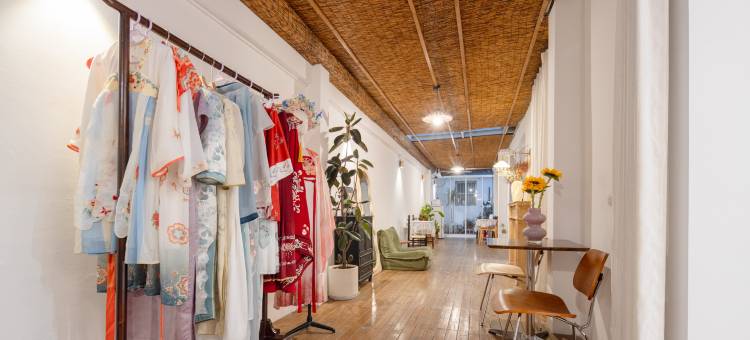 花筑·巷往美学民宿(扬州东关街个园店)图片