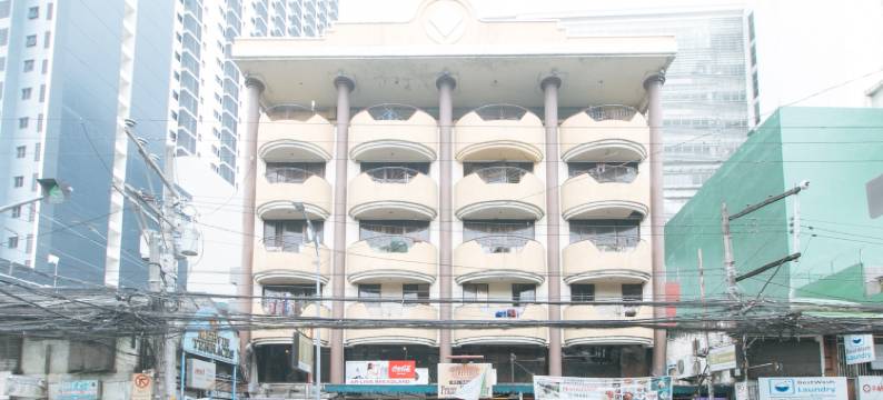 默文露台酒店(Mervin's Terraces by RedDoorz)图片