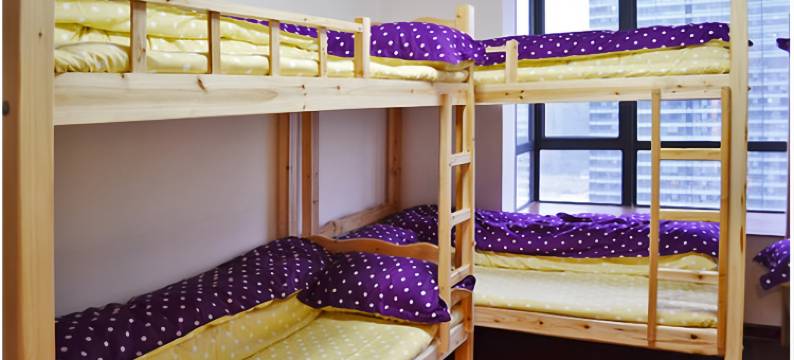 温馨青旅民宿(武宁路地铁站店)图片