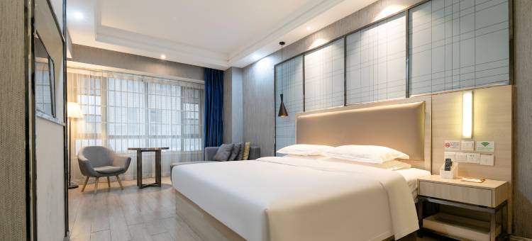 七喜城市酒店(咸宁时代广场科技学院店)图片