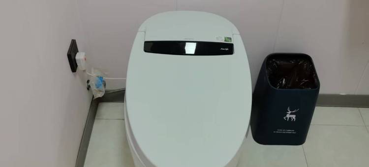 金生俪水酒店图片