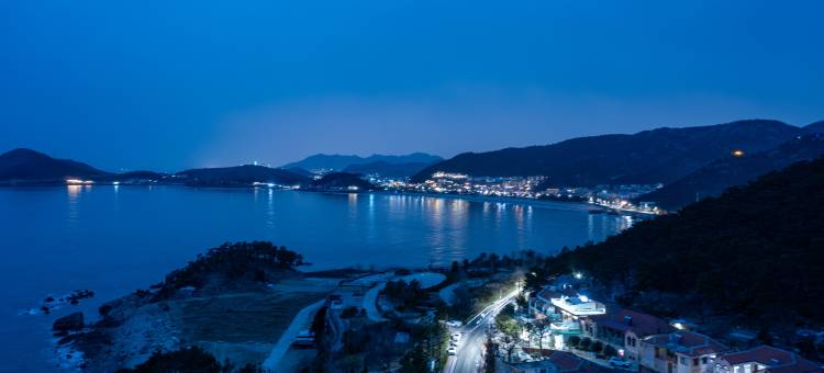 花筑·青岛墨生莲民宿(崂山风景区店)图片