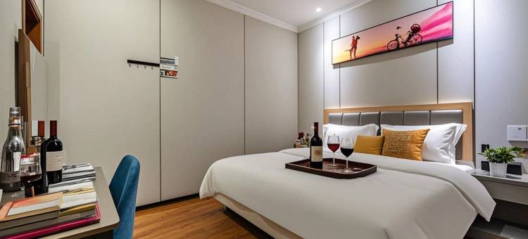 沐子里主题酒店(仪陇县高铁站店)图片