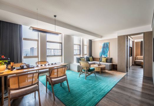 Ramada by Wyndham Yiyang TaojiangHotel Overview