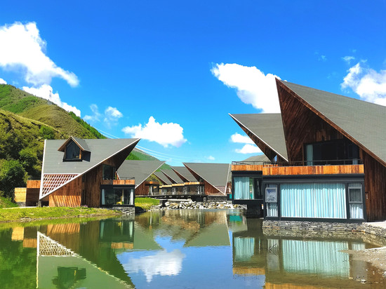 康定新都桥帕瑞南卡PARADISE.NAMKHA度假酒店