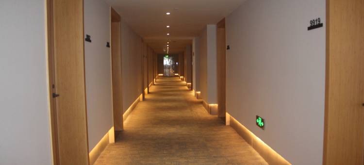 莱弗仕酒店图片