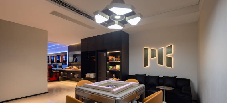 朋客电竞酒店(上饶市政府店)图片