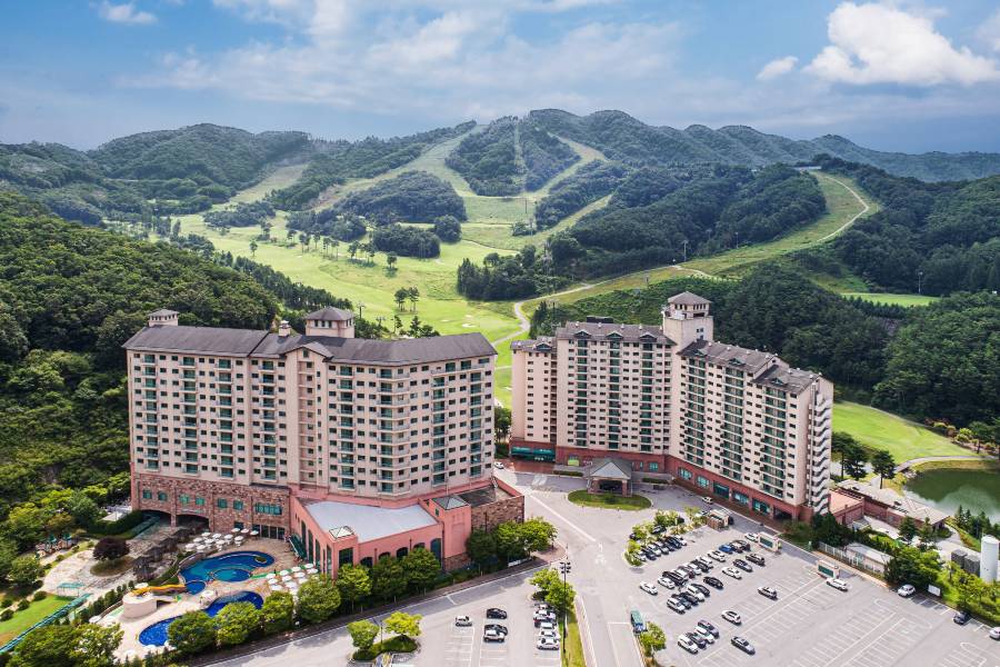 Oak Valley Resort Hills Village