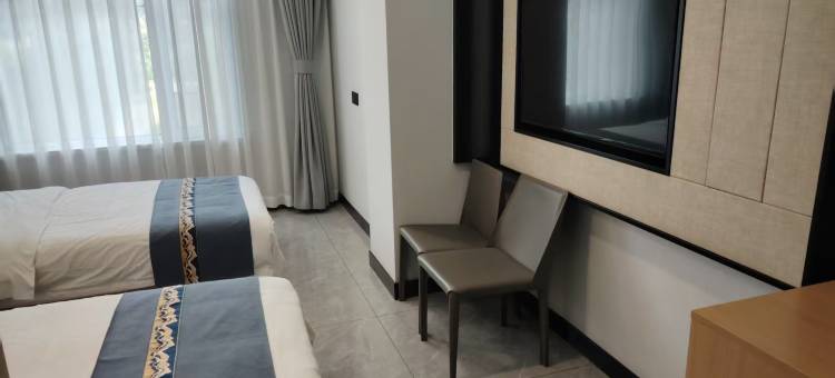 芮安商务酒店(崇信汽车站店)图片