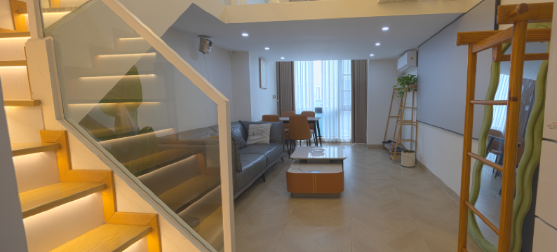 程龙·畅享轻奢影院loft民宿(南昌高新大道地铁站华润万象汇店)图片