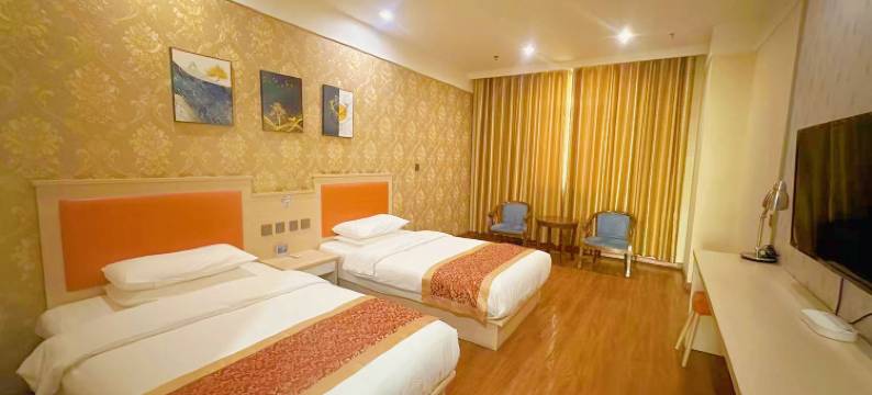 如家睿柏云酒店(库尔勒市交通西路美食广场店)图片