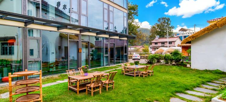 金谷春・溪畔环山・StarryNight・草坪美宿(皖南川藏线月亮湾景区店)图片