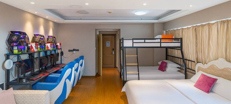 飞越电竞影院公寓式酒店(金州安盛瑞柏中心店)图片