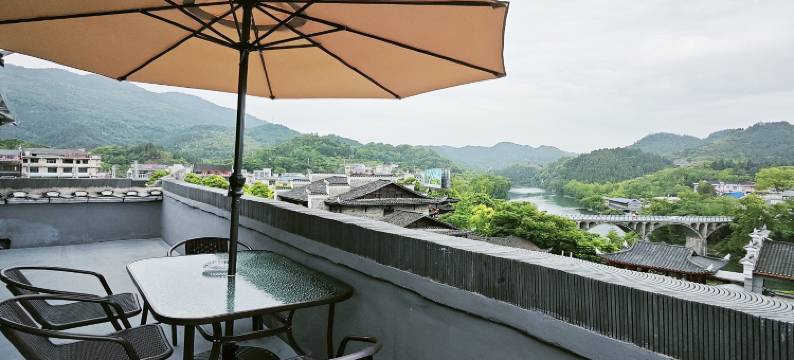 云上山水民宿(边城茶峒景区店)图片