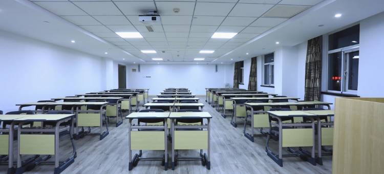 如家商旅酒店(青岛李村地铁站乐客城京口路店)图片