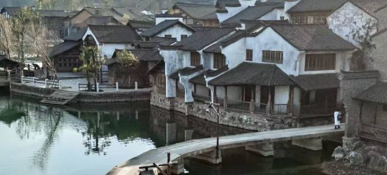 三只猫青年旅社(无锡东站店)图片