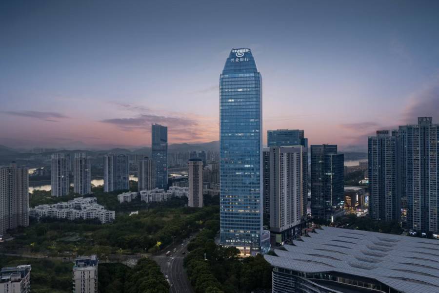 惠州華貿天地榮燦江景亞朵酒店