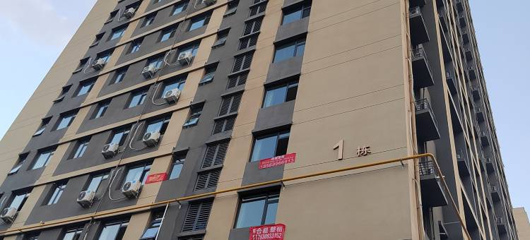 郑州诗曼汀公寓(国贸360河南博物院店)图片