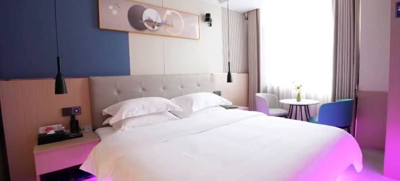 环江蓝波湾智慧酒店图片