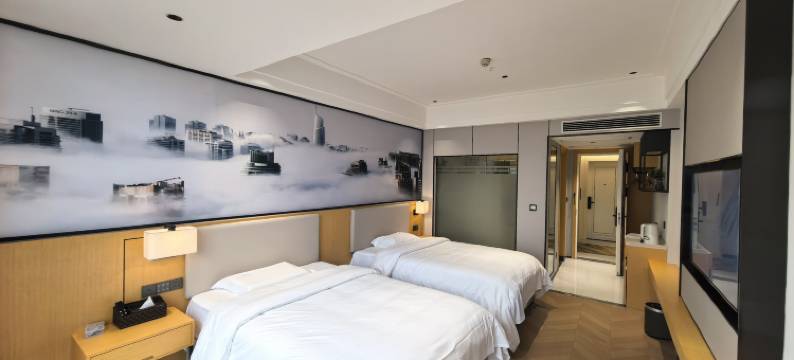 柏亚智能酒店(盘州东湖公园合力广场店)图片