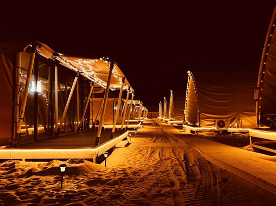 敦煌沙哩啷美拍星空银河沙漠帐篷民宿