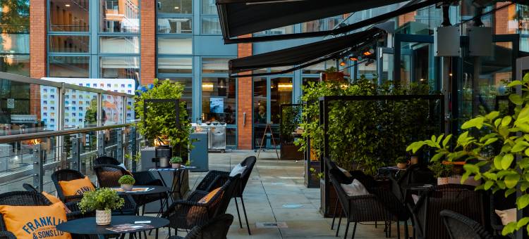 伯明翰布林德里希尔顿花园酒店(Hilton Garden Inn Birmingham Brindleyplace)图片