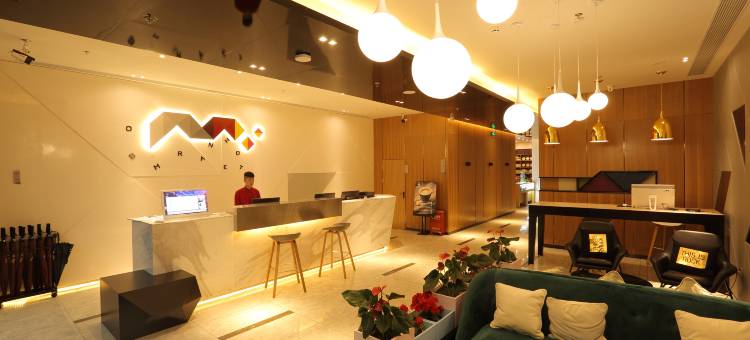 柏曼酒店(昆明长水机场中心店)图片