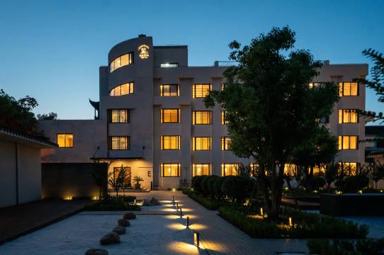 上海山麓酒店(枫泾古镇店)