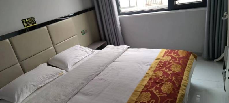 宁南华弹镇术雅宾馆图片