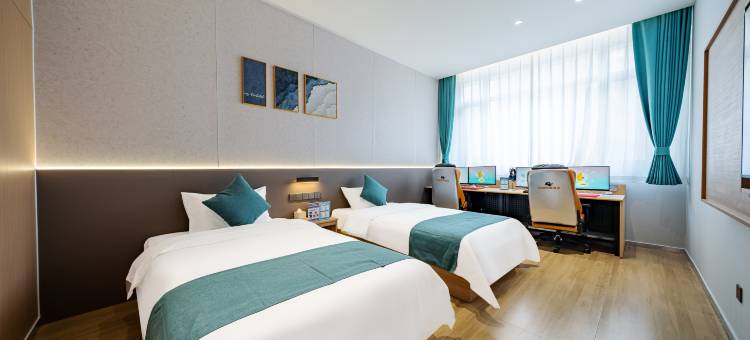 网鱼电竞酒店(天津之眼中山路地铁站店)图片