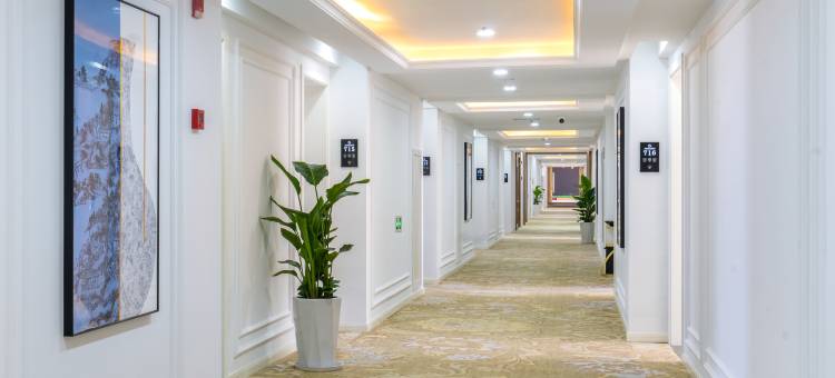 昆山嘉廷酒店(万象汇白马泾路地铁站店)图片