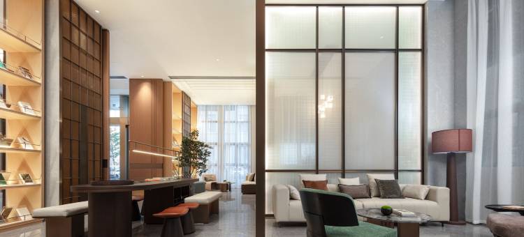 莆田文献东路玉湖亚朵酒店图片