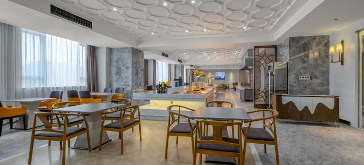 维也纳国际酒店(临武中心店)图片