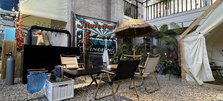 河南蒙古自治县季朵酒店图片