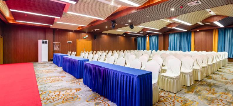 万之海大酒店(安吉万达广场创业路地铁站店)图片