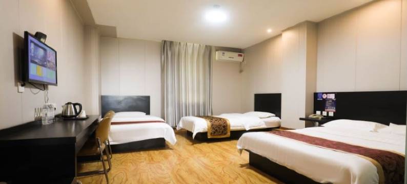 都市118连锁酒店(黄岛区井冈山路地铁站店)图片