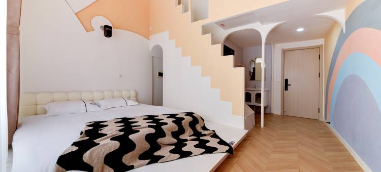 澜天一舍loft主题海景公寓(北戴河老虎石海上公园店)图片