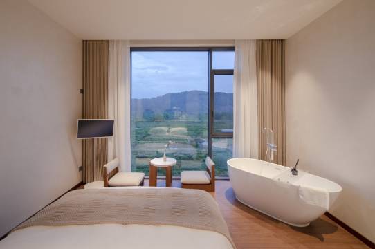 花屿·Mont溪边咖啡精品设计师民宿(婺源店)