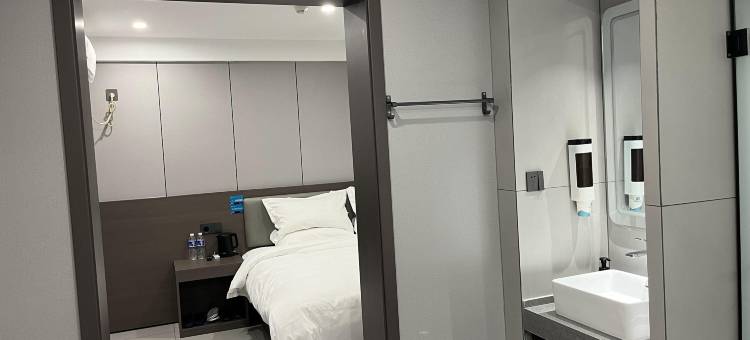 爱电竞酒店(开封鼓楼广场店)图片