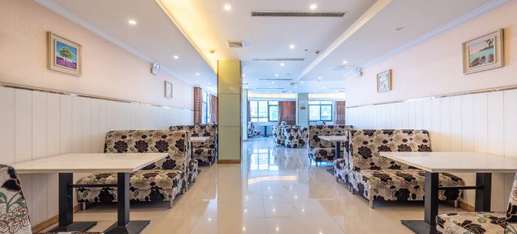 宜选酒店(金沙湾足浴店)图片